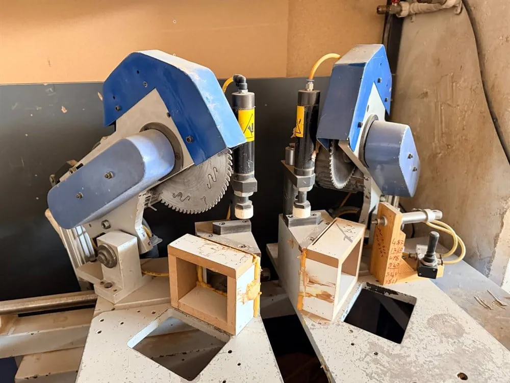 Toskar Woodmaster 200 Gönye ve Profil Kesim Makinesi — 2/5