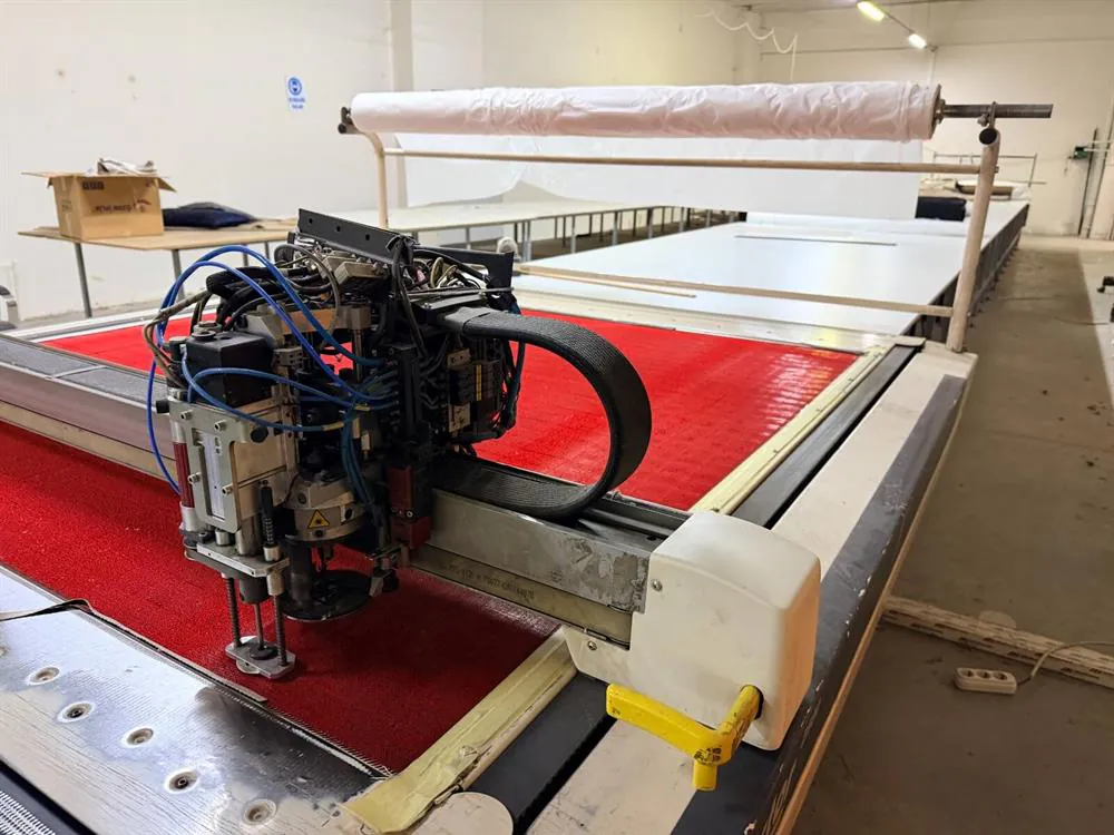 Lectra VT25FURNITURE71 Kumaş Kesim CNC Makinesi (2007) — 5/9