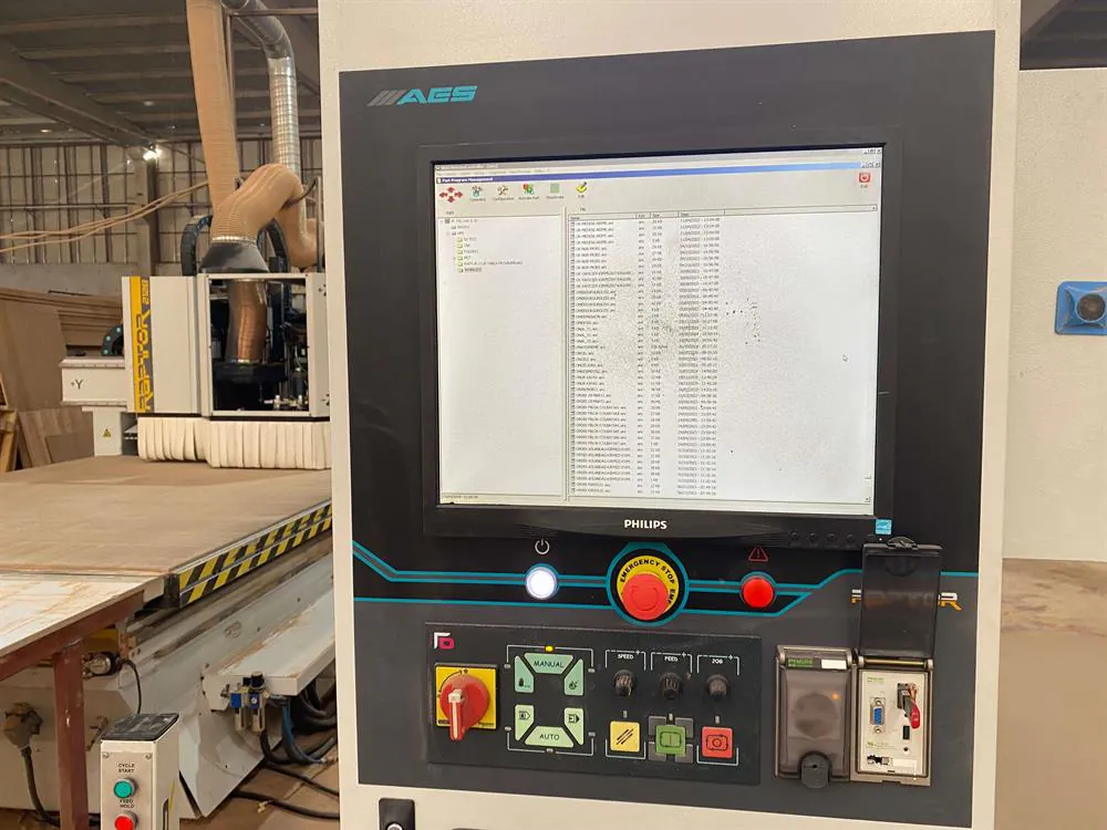 AES Düz Tabla CNC Makinesi (2018) — 8/11