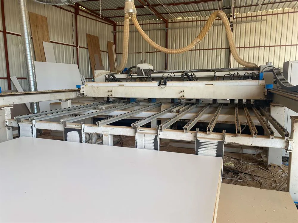 KDT Sawtech Pro 38T Asansörlü Panel Ebatlama Makinesi (2016) — 6/10