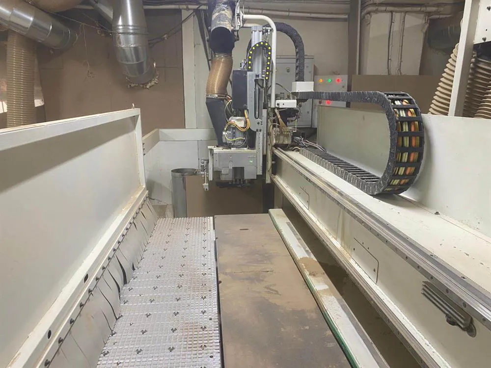 SCM Morbidelli Universal 4322 Düz Tabla CNC Makinesi (2017) — 13/17