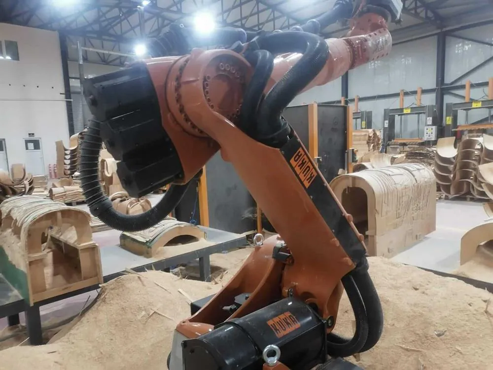 KUKA Endüstriyel Robot Kol — 2/11