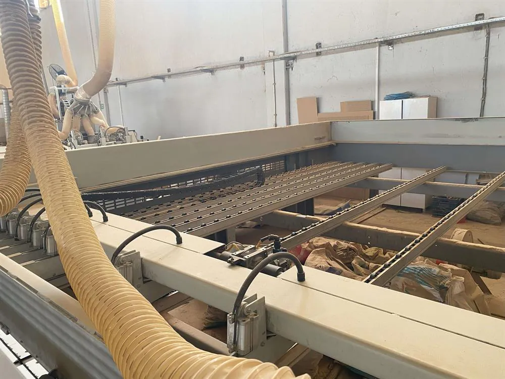 Biesse Selco Sektor 450 Önden Yüklemeli Panel Ebatlama Makinesi (2014) — 7/10