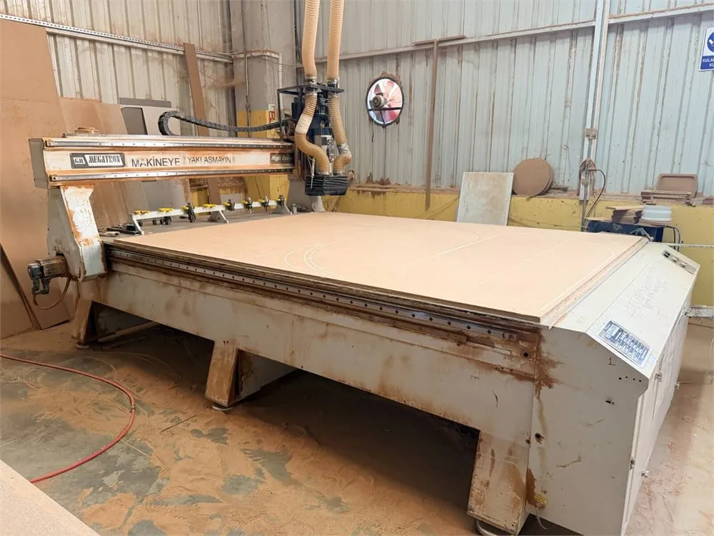 Megatron Cnc 2128 Flat Table CNC Machine (2016) — 2/7