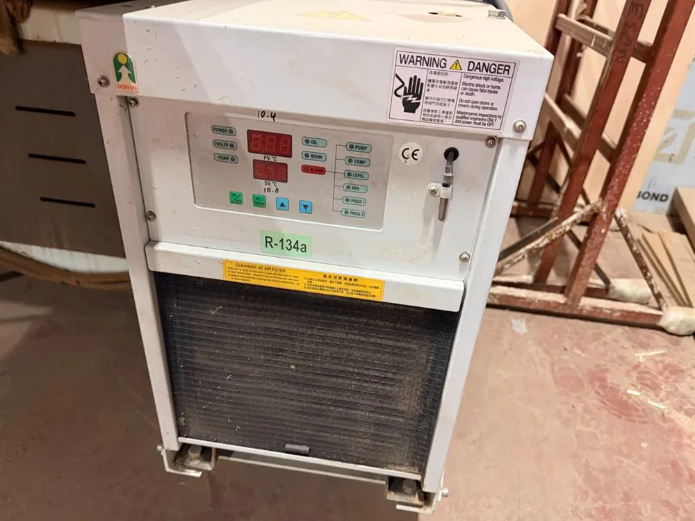 Innovator Veneer Plus Lvs 1250 Kaplama Yapıştırma Makinesi (2010) — 3/4