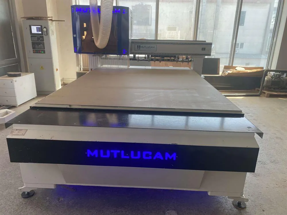 Mutlucam Makine 2128 Düz Tabla CNC Makinesi (2023) — 4/15