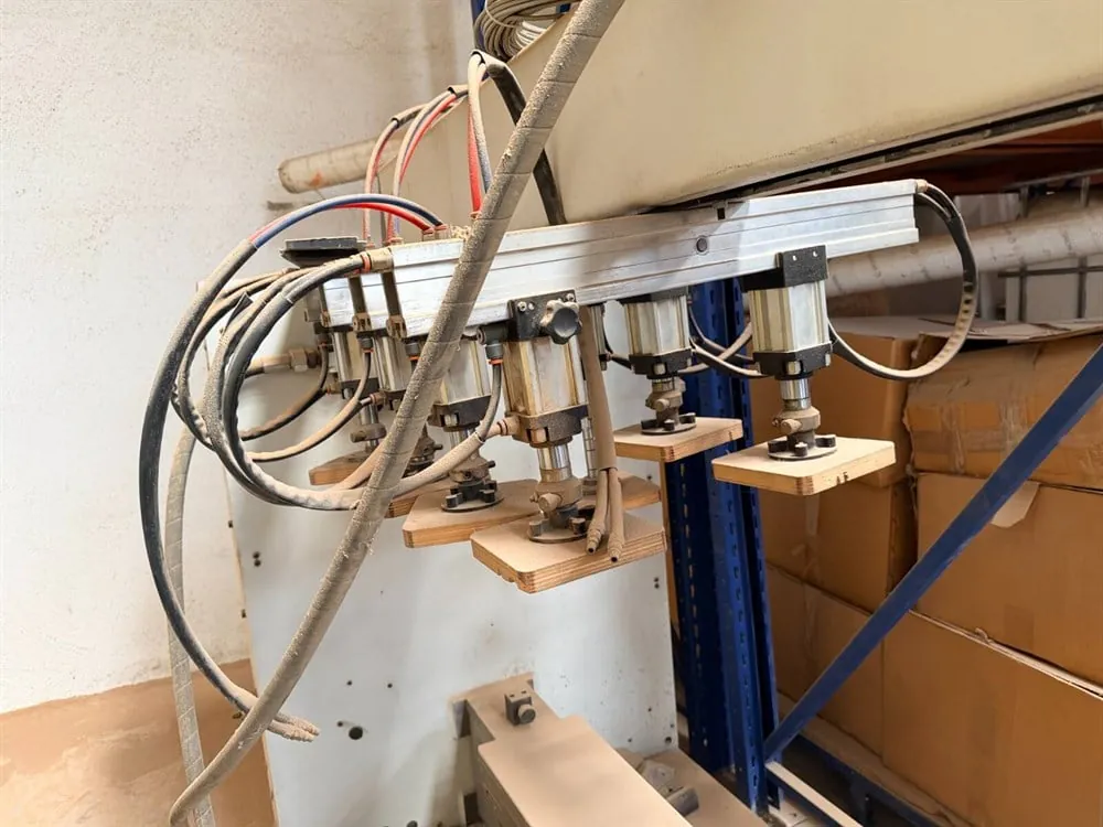 Biesse Techno Kf 5+2 Çoklu Delik Makinesi (2006) — 8/9